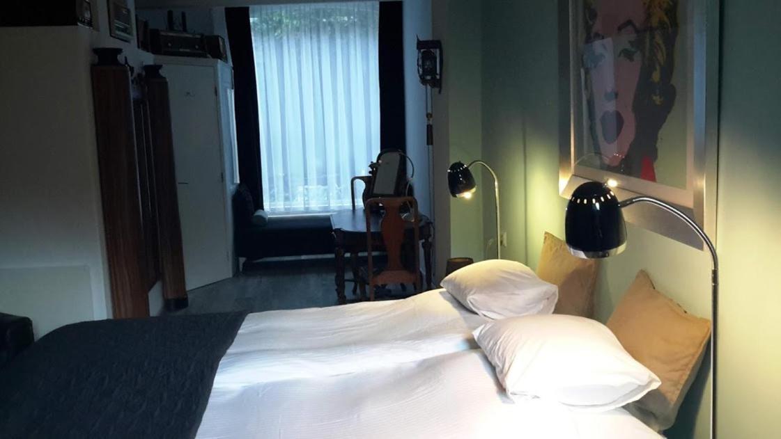 Bed & Breakfast Westviolet Άμστερνταμ Εξωτερικό φωτογραφία